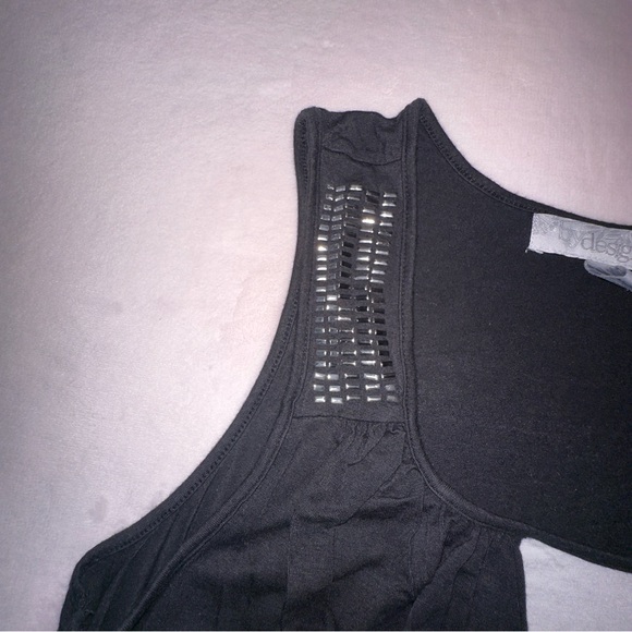 2010s layered stud top - Picture 4 of 9